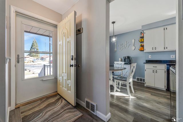 7900 Mortenview Drive, Taylor, MI 48180