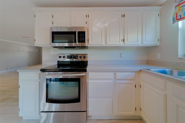 10451 119TH STREET, Largo, FL 33778