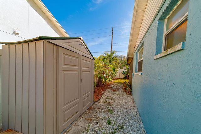 10451 119TH STREET, Largo, FL 33778