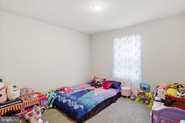144 SCOTER RD, Hedgesville, WV 25427