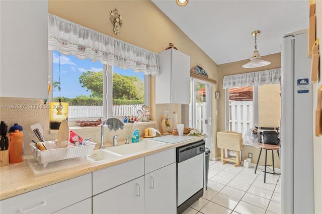 4105 SW 153rd Ave, Miramar, FL 33027