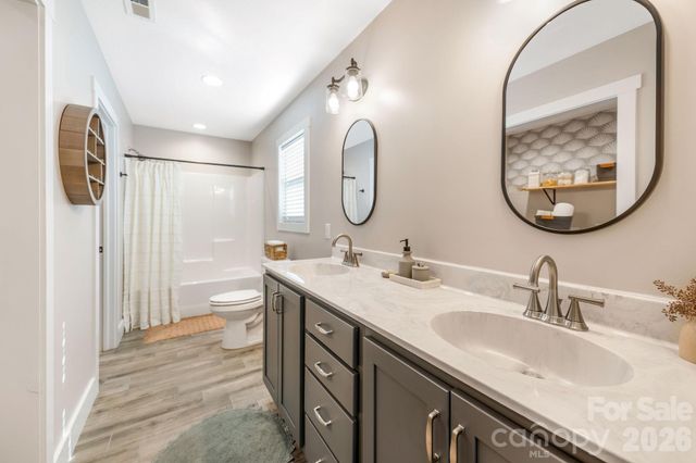 38 Sunrise Drive, Mars Hill, NC 28754