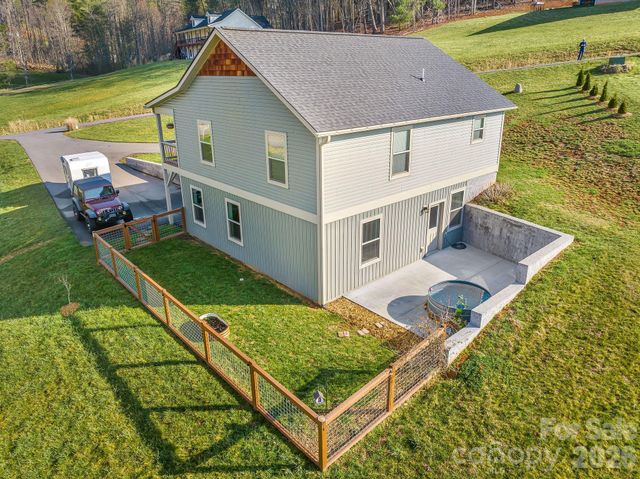 38 Sunrise Drive, Mars Hill, NC 28754