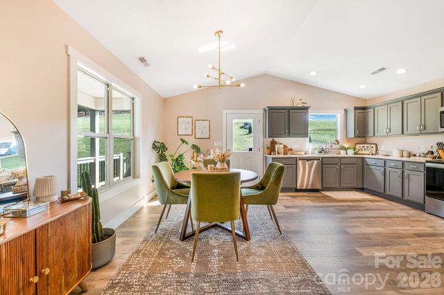 38 Sunrise Drive, Mars Hill, NC 28754