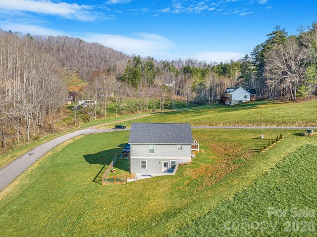 38 Sunrise Drive, Mars Hill, NC 28754