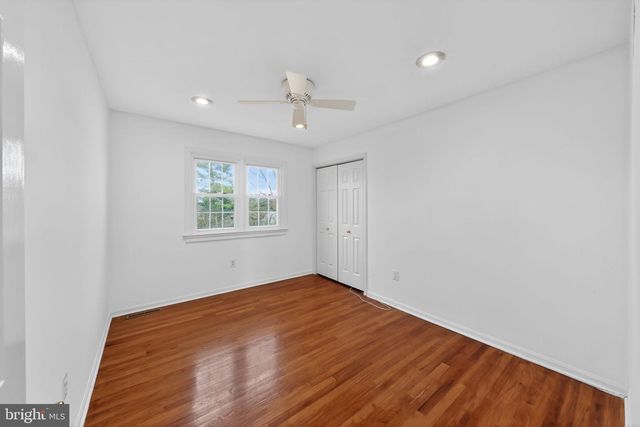 6 KINGS GRANT RD, Hockessin, DE 19707