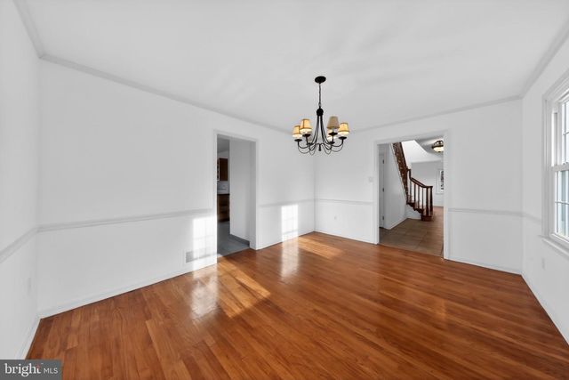 6 KINGS GRANT RD, Hockessin, DE 19707