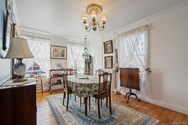 449 Montauk Highway, East Moriches, NY 11940