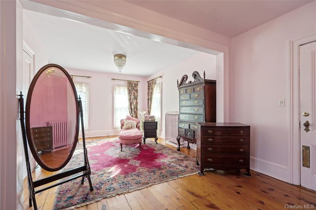 449 Montauk Highway, East Moriches, NY 11940