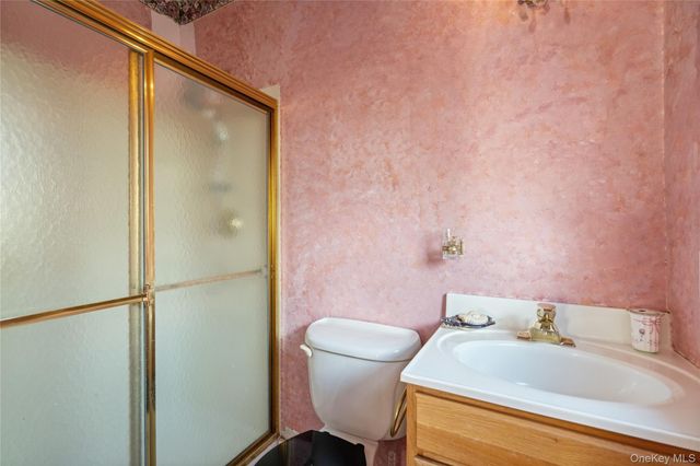 449 Montauk Highway, East Moriches, NY 11940