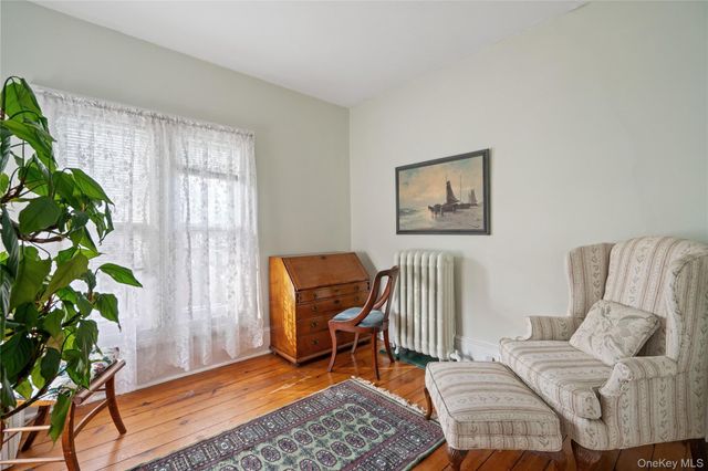 449 Montauk Highway, East Moriches, NY 11940