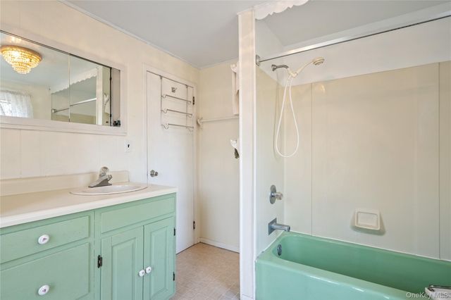 449 Montauk Highway, East Moriches, NY 11940