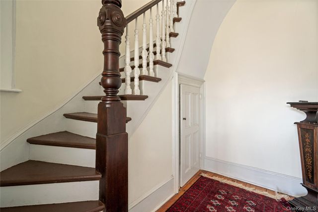 449 Montauk Highway, East Moriches, NY 11940