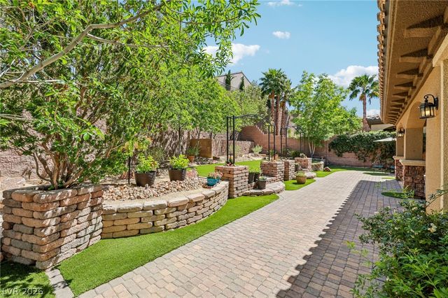 2760 Quinson Lane, Henderson, NV 89044