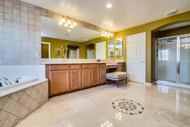 2892 E BEECHNUT Place, Chandler, AZ 85249