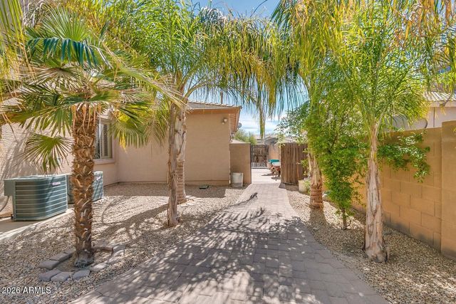 2892 E BEECHNUT Place, Chandler, AZ 85249