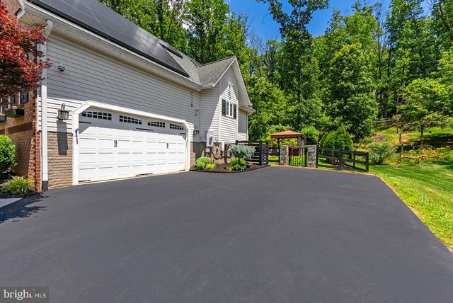 6729 BREEZY DR, Warrenton, VA 20187