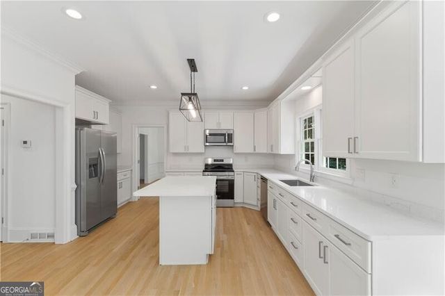 8965 Laurel Way, Alpharetta, GA 30022