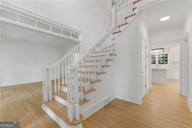 8965 Laurel Way, Alpharetta, GA 30022