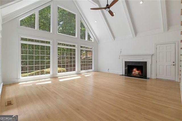 8965 Laurel Way, Alpharetta, GA 30022