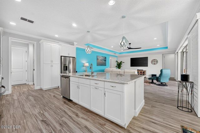 826 Sunny Horizon Court, Daytona Beach, FL 32124