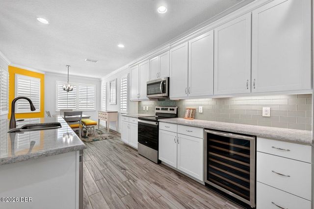 826 Sunny Horizon Court, Daytona Beach, FL 32124