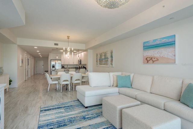 415 ISLAND WAY 402, Clearwater Beach, FL 33767