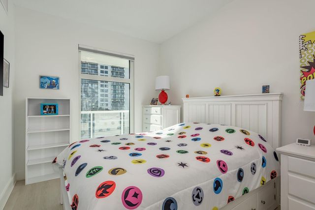 415 ISLAND WAY 402, Clearwater Beach, FL 33767