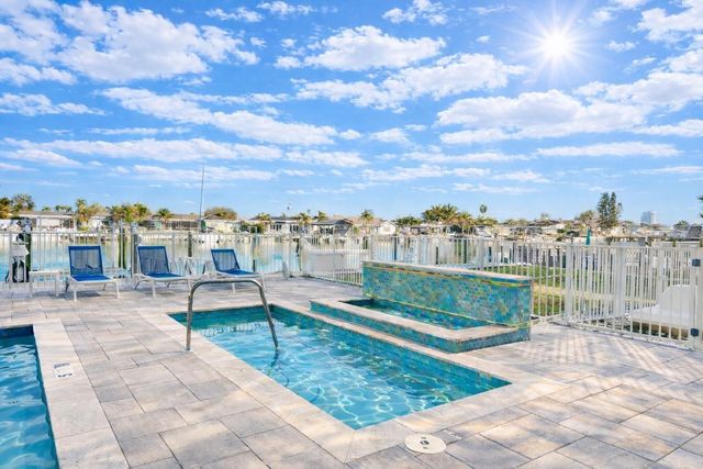 415 ISLAND WAY 402, Clearwater Beach, FL 33767