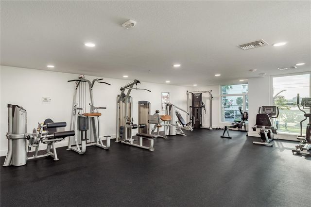 415 ISLAND WAY 402, Clearwater Beach, FL 33767