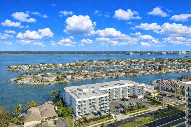 415 ISLAND WAY 402, Clearwater Beach, FL 33767