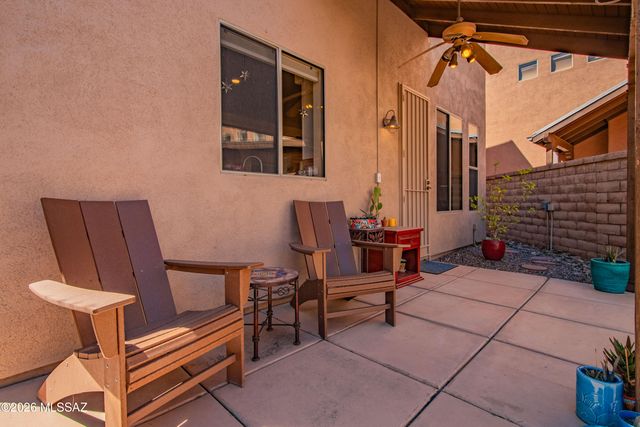 5197 E Calle Vista De Colores, Tucson, AZ 85711