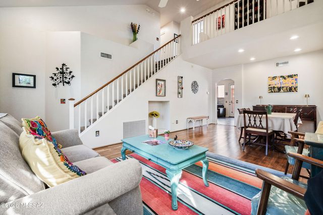 5197 E Calle Vista De Colores, Tucson, AZ 85711