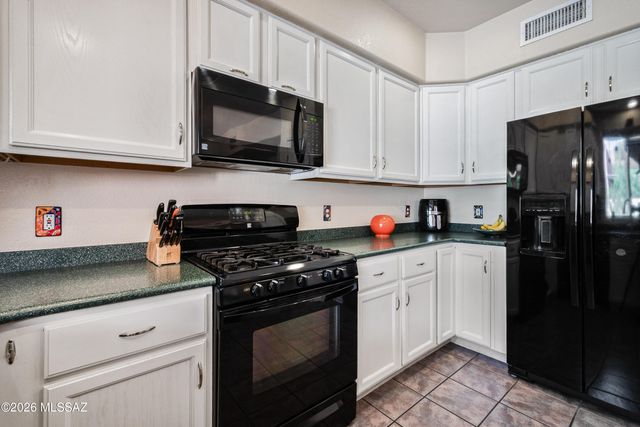 5197 E Calle Vista De Colores, Tucson, AZ 85711