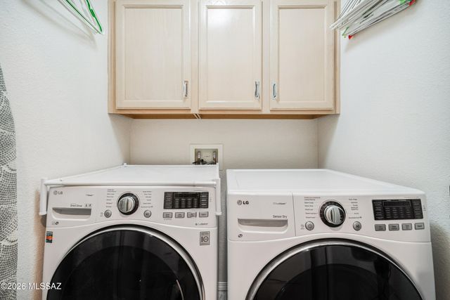 5197 E Calle Vista De Colores, Tucson, AZ 85711