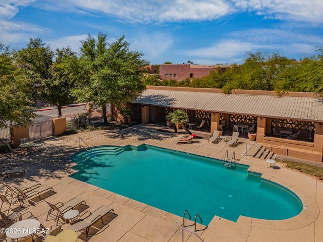 5197 E Calle Vista De Colores, Tucson, AZ 85711