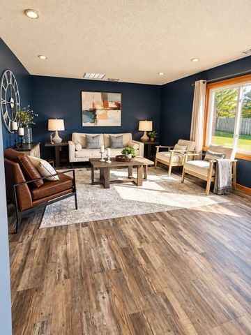 12628 Dutch Court, Apple Valley, MN 55124