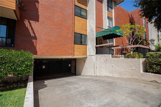 511 N Jackson 101, Glendale, CA 91206