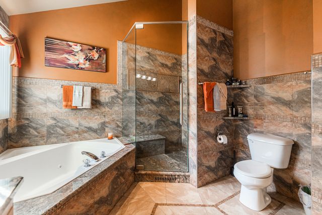 1233 Covington Drive, Lemont, IL 60439