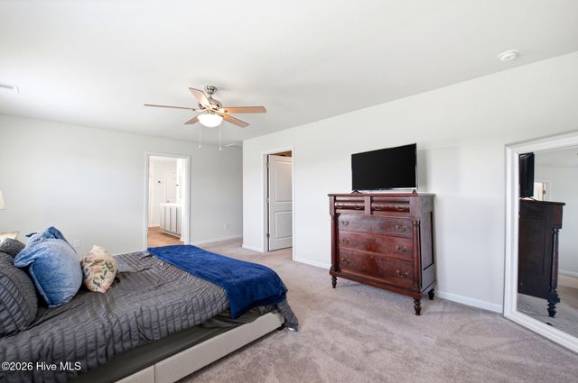 8328 E Highcroft Drive NE, Leland, NC 28451