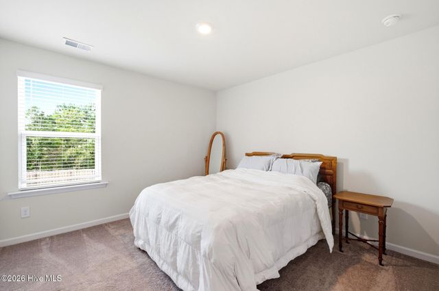 8328 E Highcroft Drive NE, Leland, NC 28451
