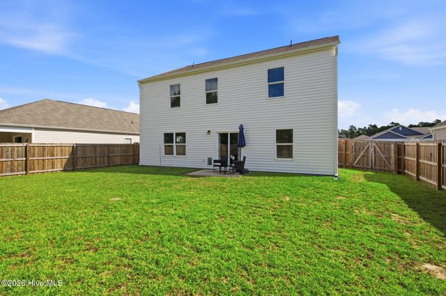 8328 E Highcroft Drive NE, Leland, NC 28451