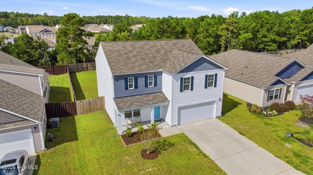 8328 E Highcroft Drive NE, Leland, NC 28451
