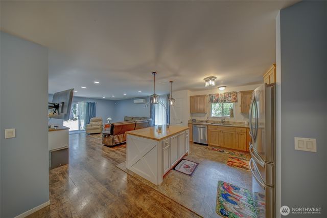 161 E Tenby Way, Shelton, WA 98584