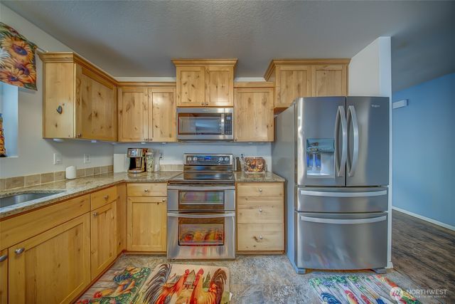 161 E Tenby Way, Shelton, WA 98584