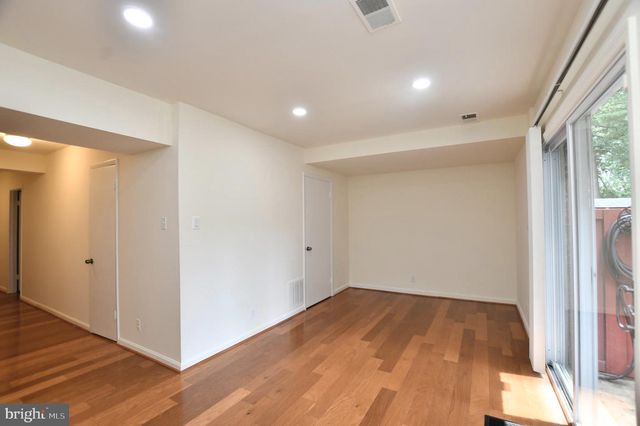 7733 TREVINO LN, Falls Church, VA 22043