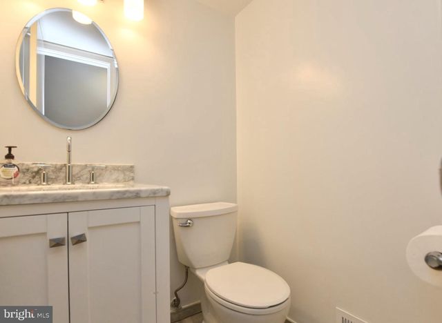 7733 TREVINO LN, Falls Church, VA 22043