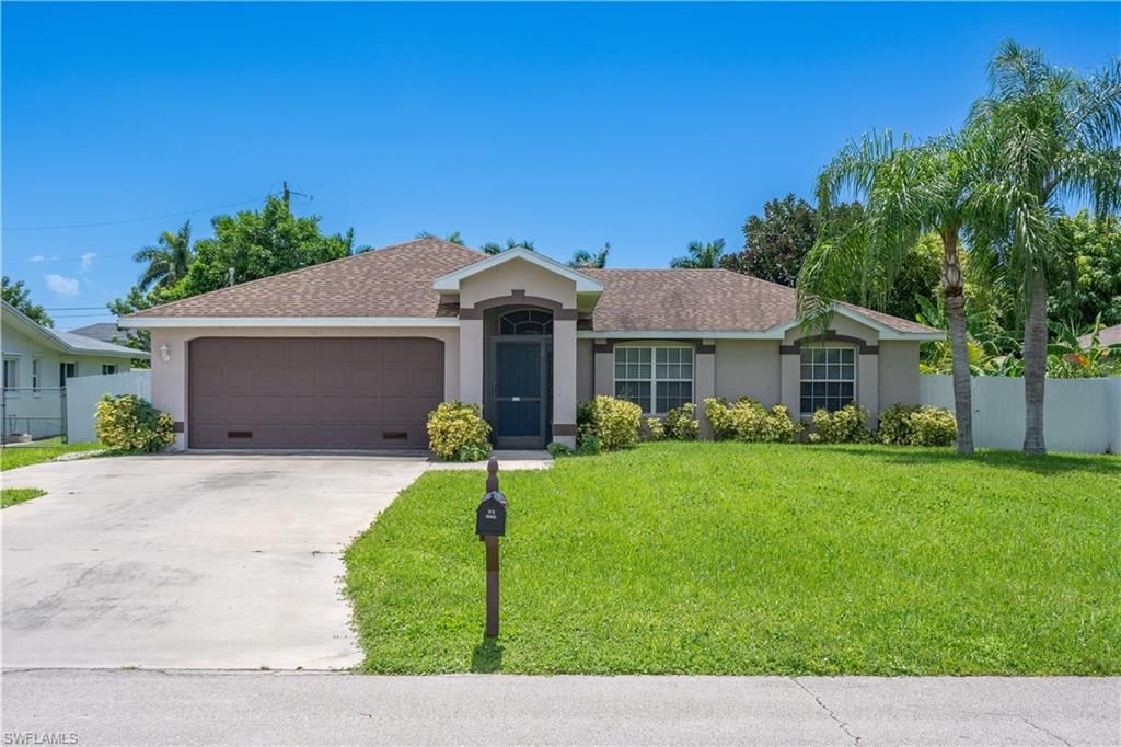 626 Retunda PKWY W, CAPE CORAL, FL 33904 — exterior