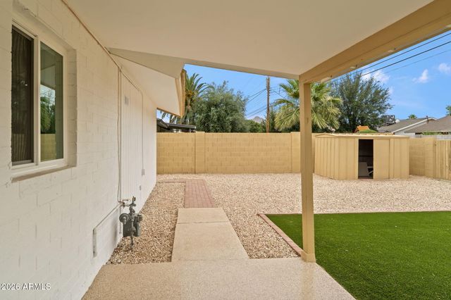 8314 E CAMELBACK Road, Scottsdale, AZ 85251