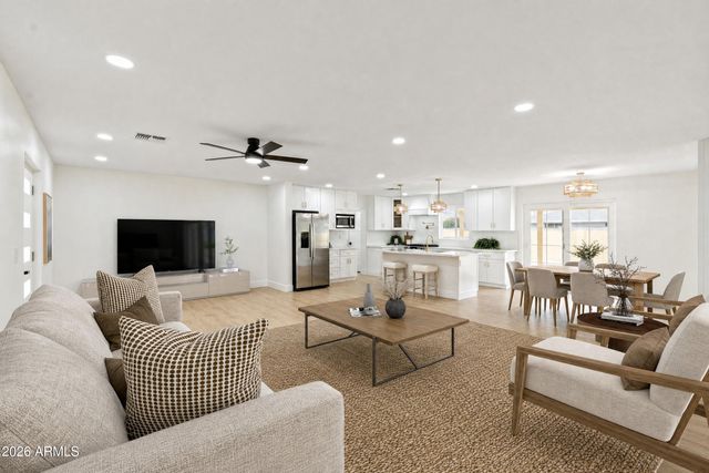 8314 E CAMELBACK Road, Scottsdale, AZ 85251